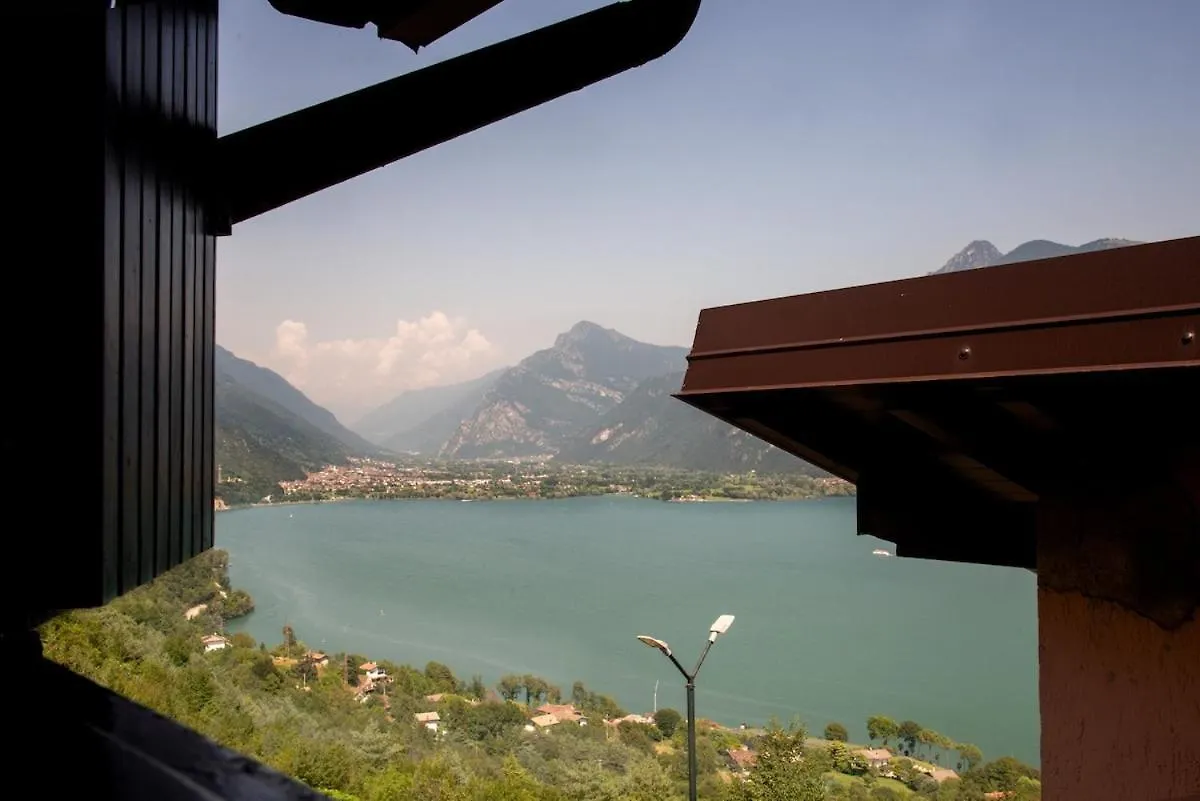 בית נופש Rocca d'Anfo The Magic View Apartament
